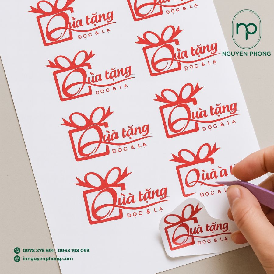 in-logo-qua-tang-gia-re-tai-ha-noi